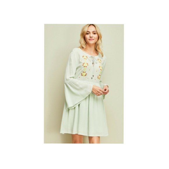 Entro Sage Boho Babydoll Spring Dress NWT - Picture 5 of 12